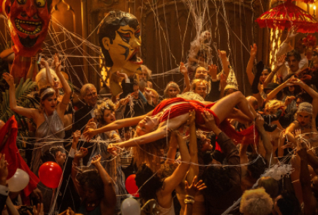 Margot Robbie, atriz que interpreta Nellie no filme Babylon